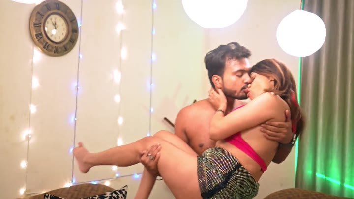 Couple Party 2024 S01EP02 Hindi Hot Web Series – Bigshots